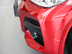 2020xDrive 25i M\b ^