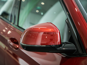 2020xDrive 25i M\b ^