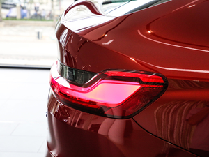 2020xDrive 25i M\b ^