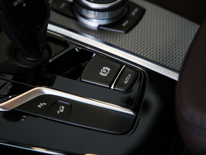 2020xDrive 25i M\b v܇Ƅ