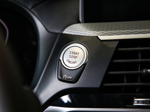 2020xDrive 25i M\(yn)(dng)b п؅^(q)