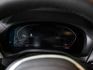 2020xDrive 25i M\b x