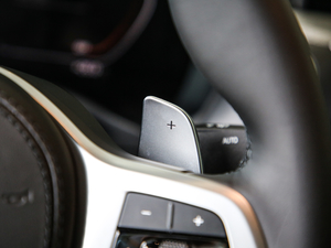 2020xDrive 25i M\b п؅^