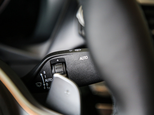 2020xDrive 25i M\b п؅^