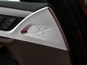 2020xDrive 25i M\b п؅^