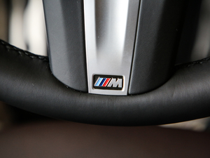 2020xDrive 25i M\b п؅^