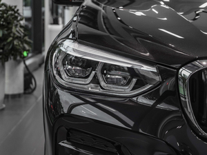 2020xDrive 30i M\(yn)(dng)b (x)(ji)^