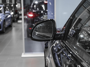 2020xDrive 30i M\b ^