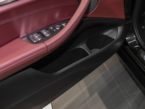 2020xDrive 30i M\b ǰTg