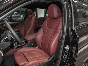 2020xDrive 30i M\b {