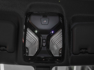 2020xDrive 30i M\b g