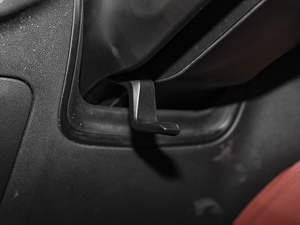 2020xDrive 30i M\b g