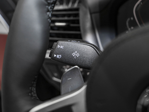 2020xDrive 30i M\b п؅^