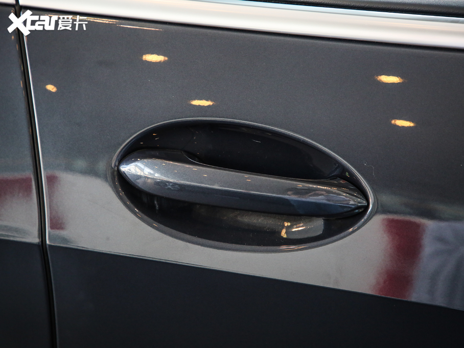 2020RX5(M) xDrive40i M\b