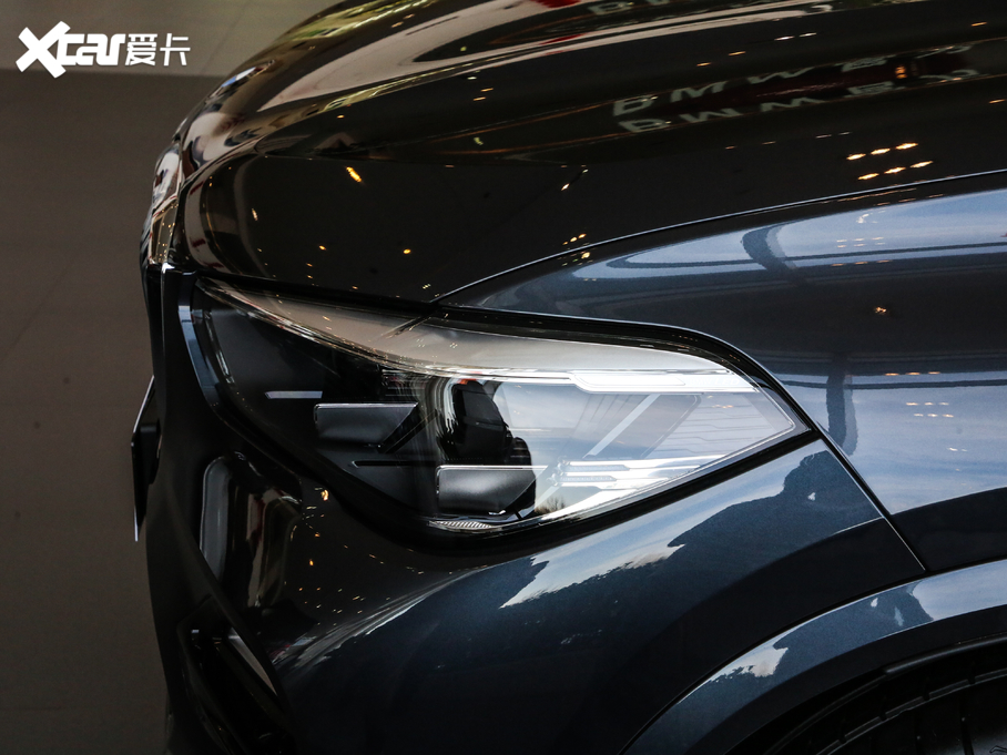 2020RX5(M) xDrive40i M\b