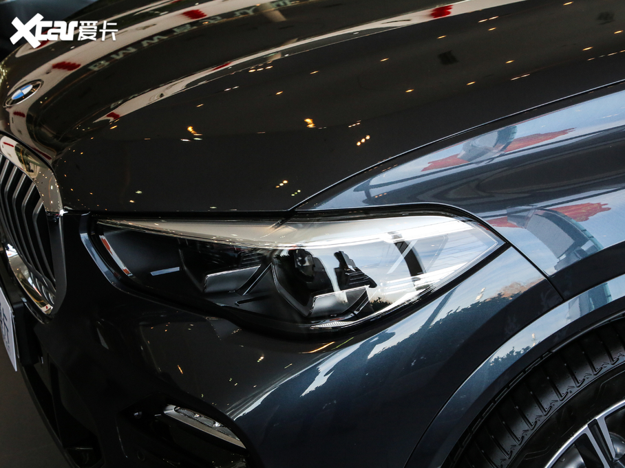 2020RX5(M) xDrive40i M\b