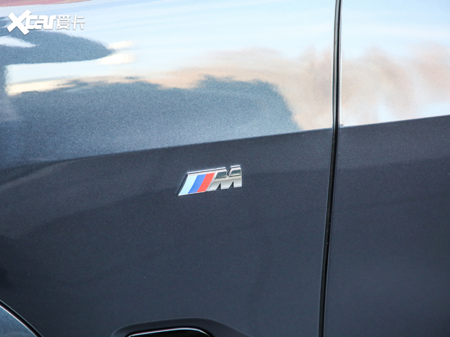 2020RX5(M) xDrive40i M\b