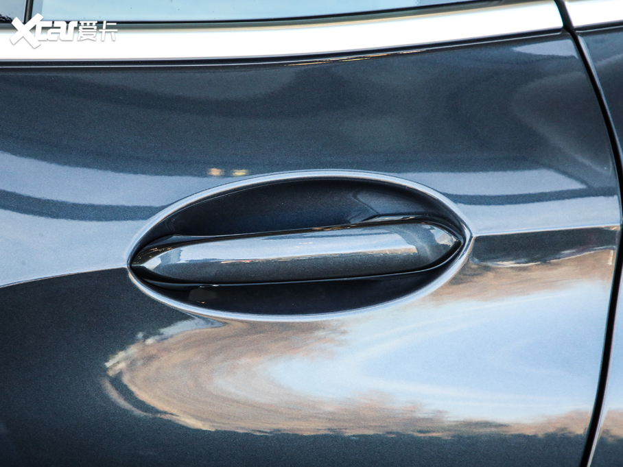 2020RX5(M) xDrive40i M\b