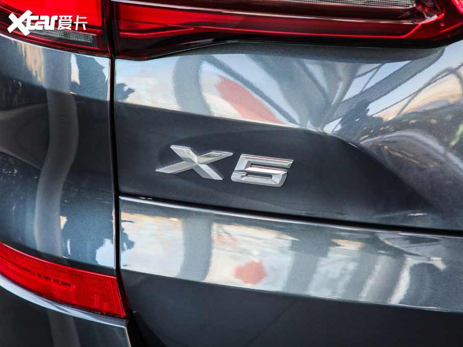 2020RX5(M) xDrive40i M\b