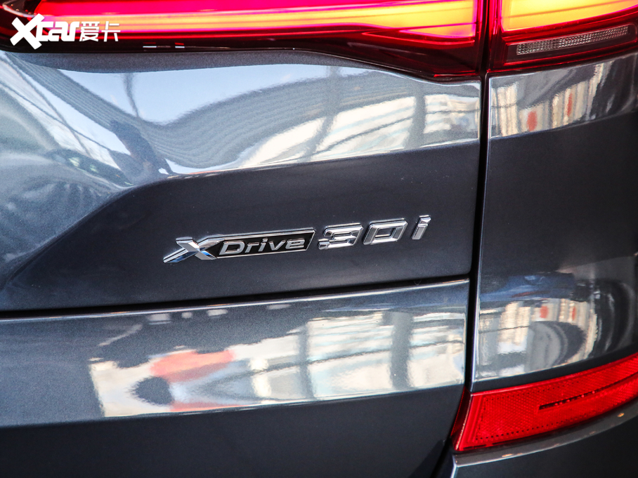 2020RX5(M) xDrive40i M\b