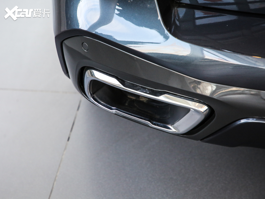 2020RX5(M) xDrive40i M\b