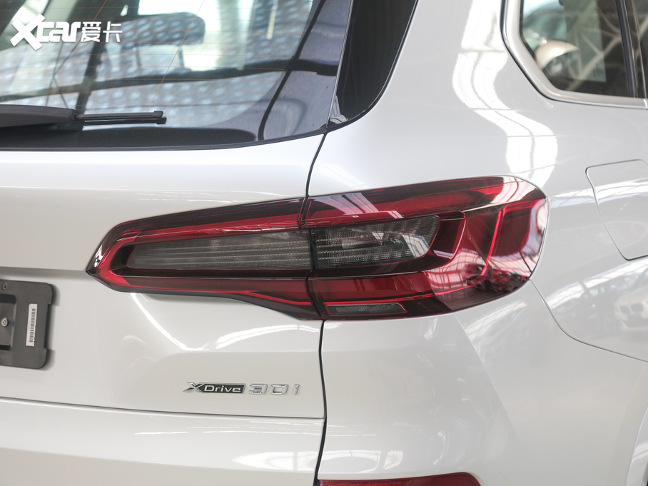 2020RX5(M) xDrive30i M\b