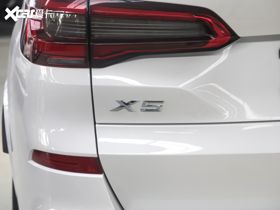 2020RX5(M) xDrive30i M\b