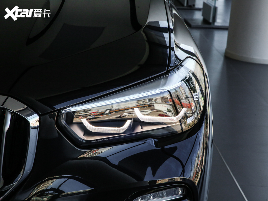 2020RX5(M(jn)) xDrive30i M\(yn)(dng)b