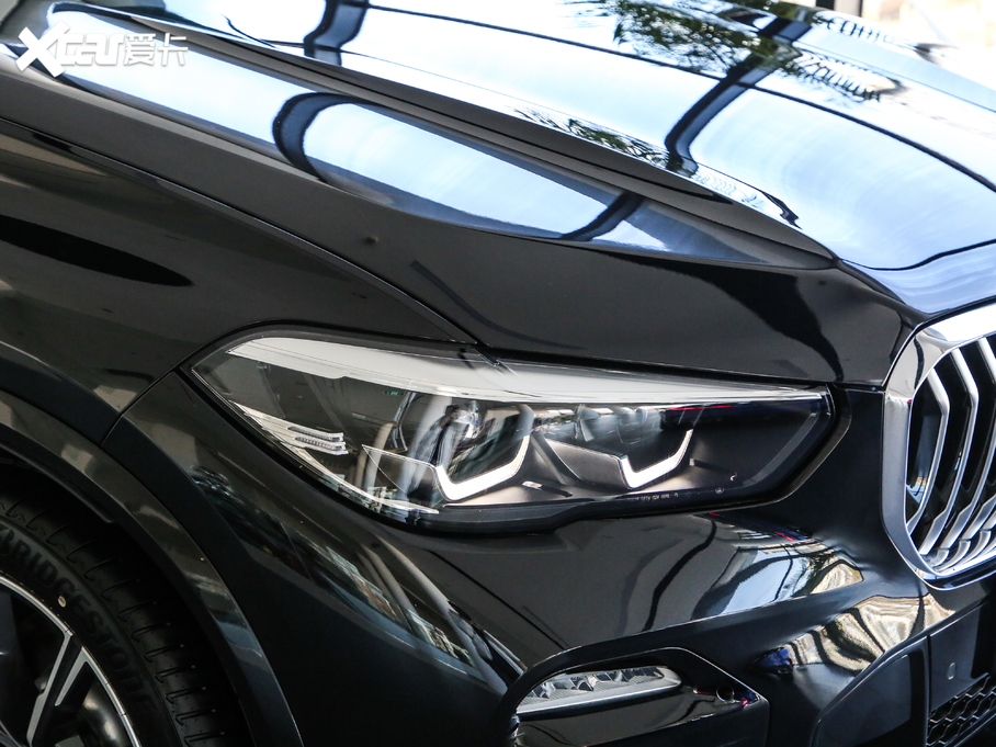 2020RX5(M) xDrive30i M\b