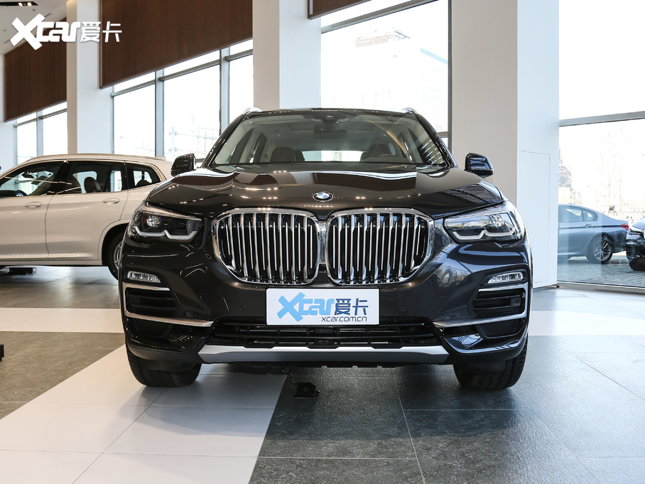 2020RX5(M) xDrive30i XOӋb