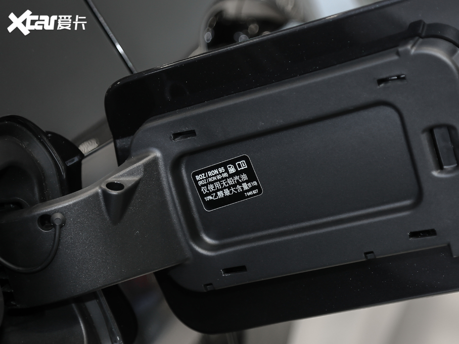 2020RX5(M) xDrive30i XOӋb