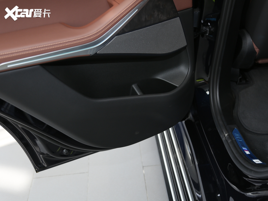 2020RX5(M) xDrive40i  M\b