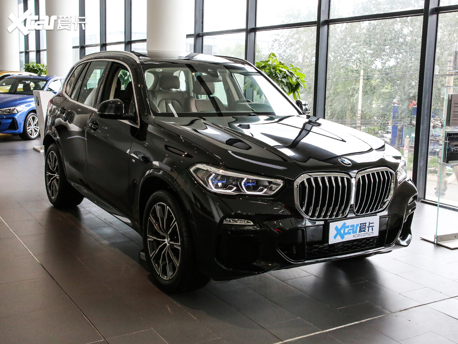 2020RX5(M) xDrive40i M\b