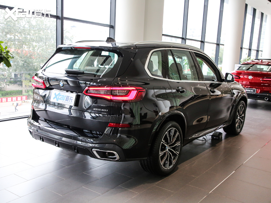 2020RX5(M) xDrive40i M\b