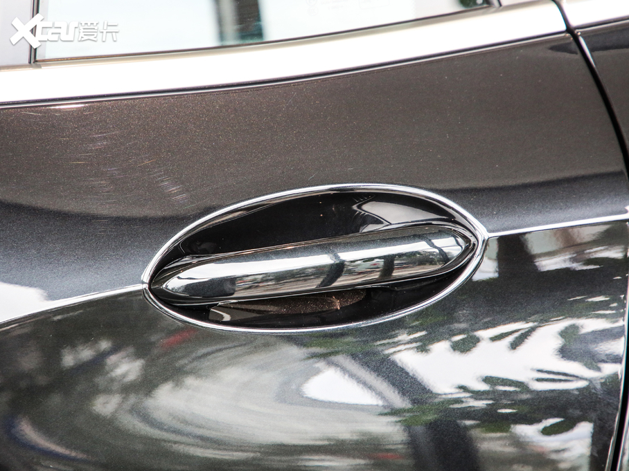 2020RX5(M) xDrive40i M\b