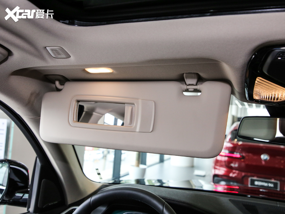 2020RX5(M) xDrive40i M\b