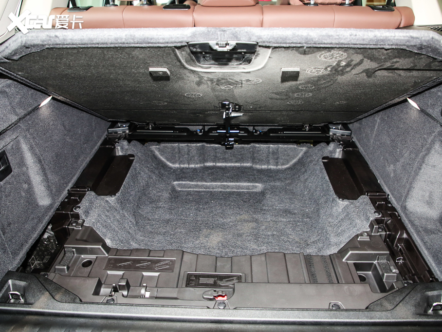 2020RX5(M) xDrive40i M\b