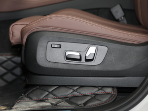 2020xDrive30i M\b {{(dio)(ji)