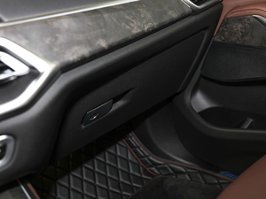 2020xDrive30i M\(yn)(dng)b g