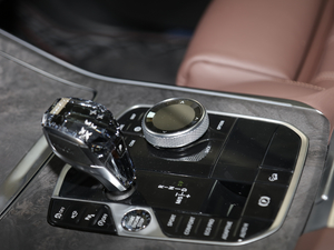 2020xDrive30i M\b п؅^(q)