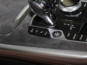 2020xDrive30i M\b п؅^(q)