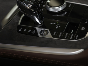 2020xDrive30i M\b п؅^(q)