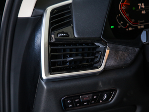 2020xDrive30i M\b п؅^