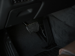 2020xDrive30i M\b п؅^