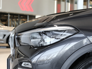 2020xDrive30i XOӋb ^