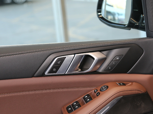 2020xDrive30i XOӋb g