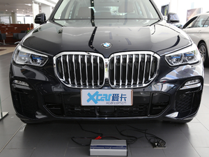 2020xDrive40i  M\b ^