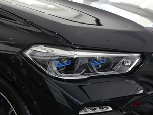 2020xDrive40i  M\b ^