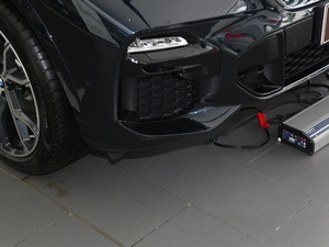 2020xDrive40i  M\b ^