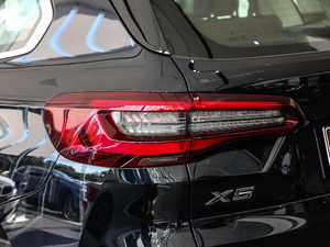 2020xDrive40i  M\b (x)(ji)^